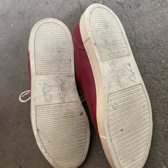 Size 8 red leather Frye sneakers - Picture 4 of 6